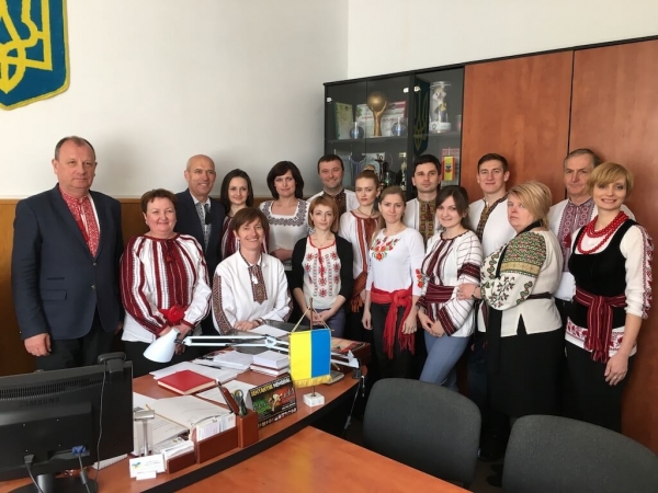 «Спорт для всіх» у Львові відзначив всесвітній день вишиванки