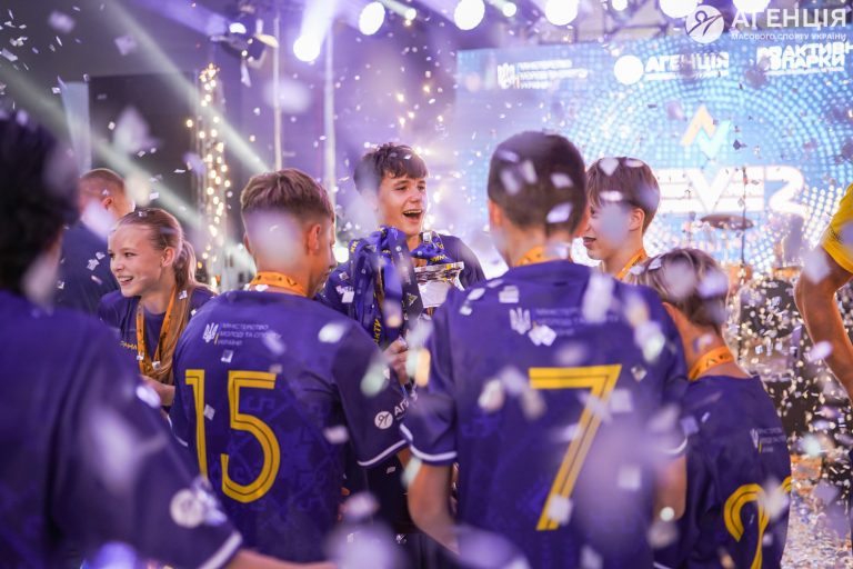 Кубок "акТИвних"