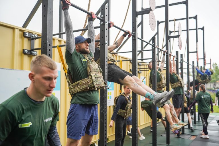 Активна Країна