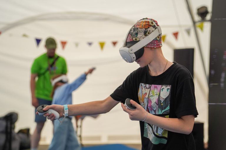 Активна Країна