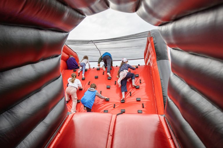 Активна Країна