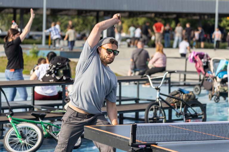 Активна Країна