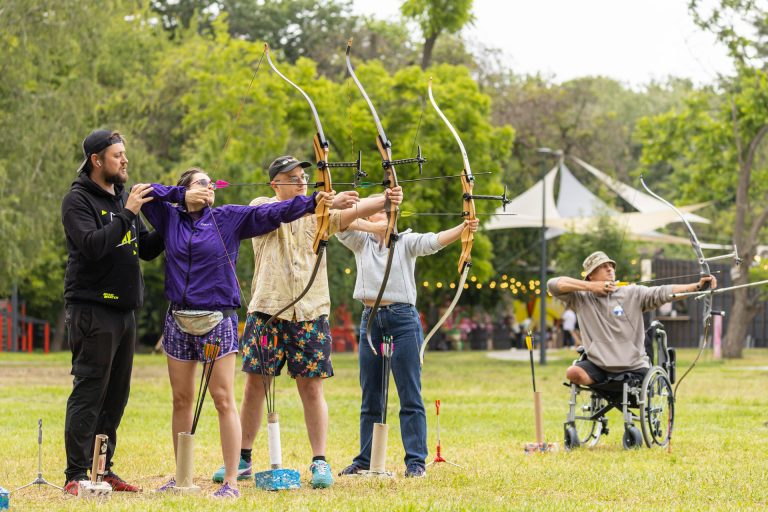 Активна Країна