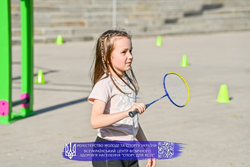 DSC 3712FB