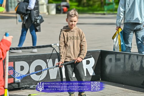 DSC 3998FB