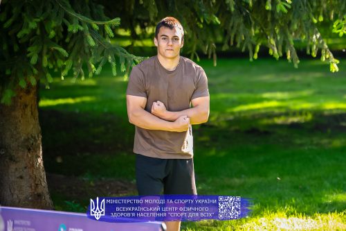 DSC 1423FB