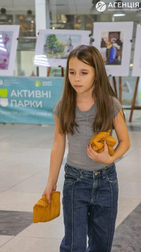 834A6298