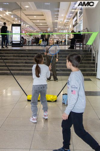 834A8437
